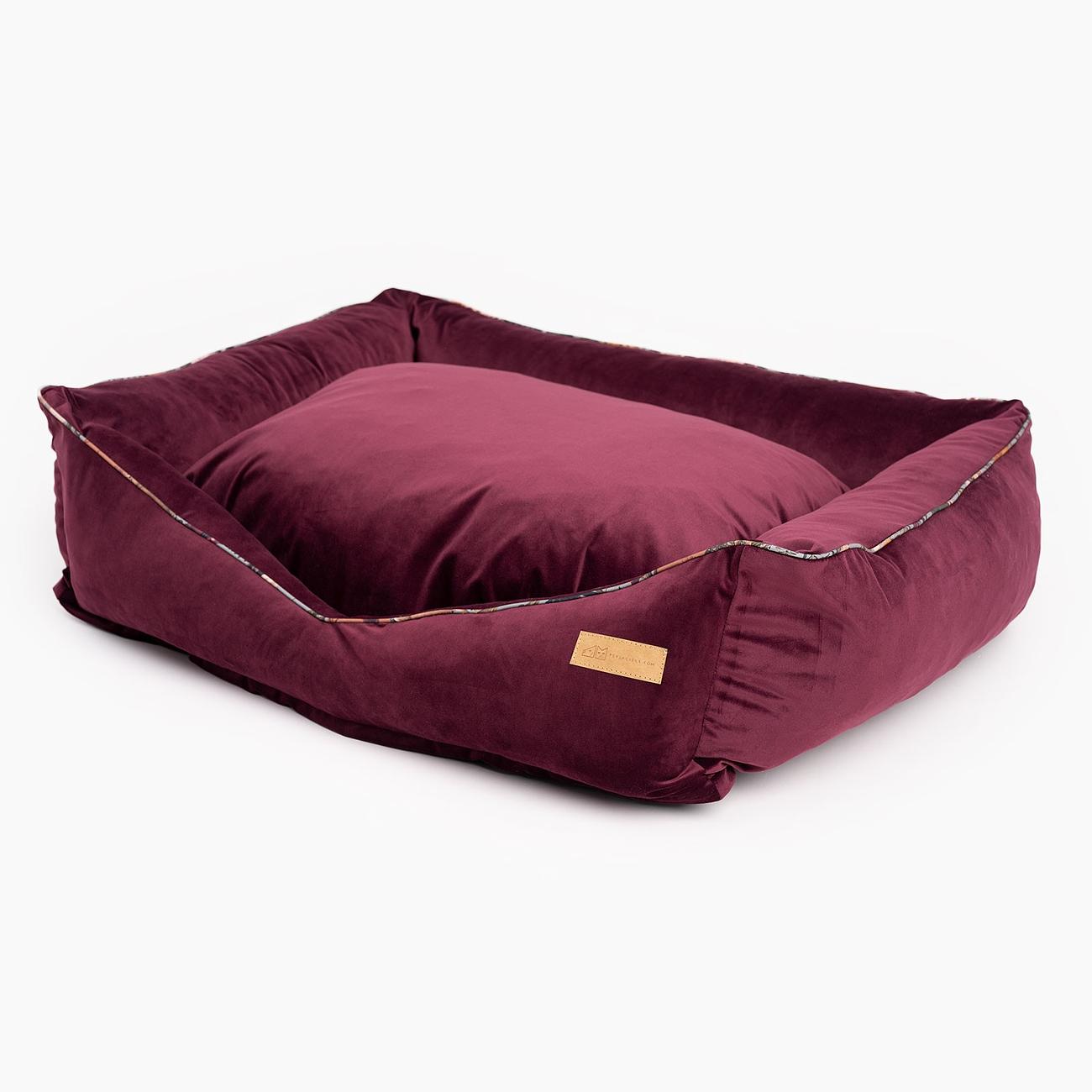 Velvet couch "Catollage"