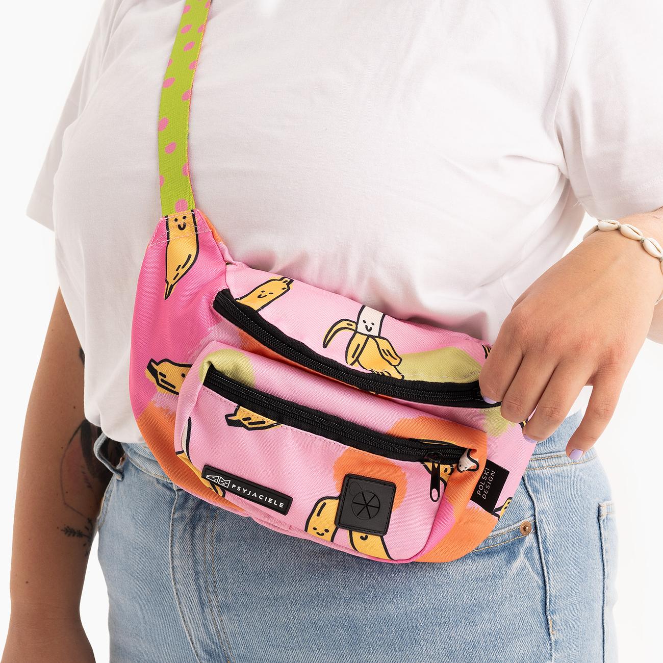 Fanny pack with patterned belt "We went bananas"