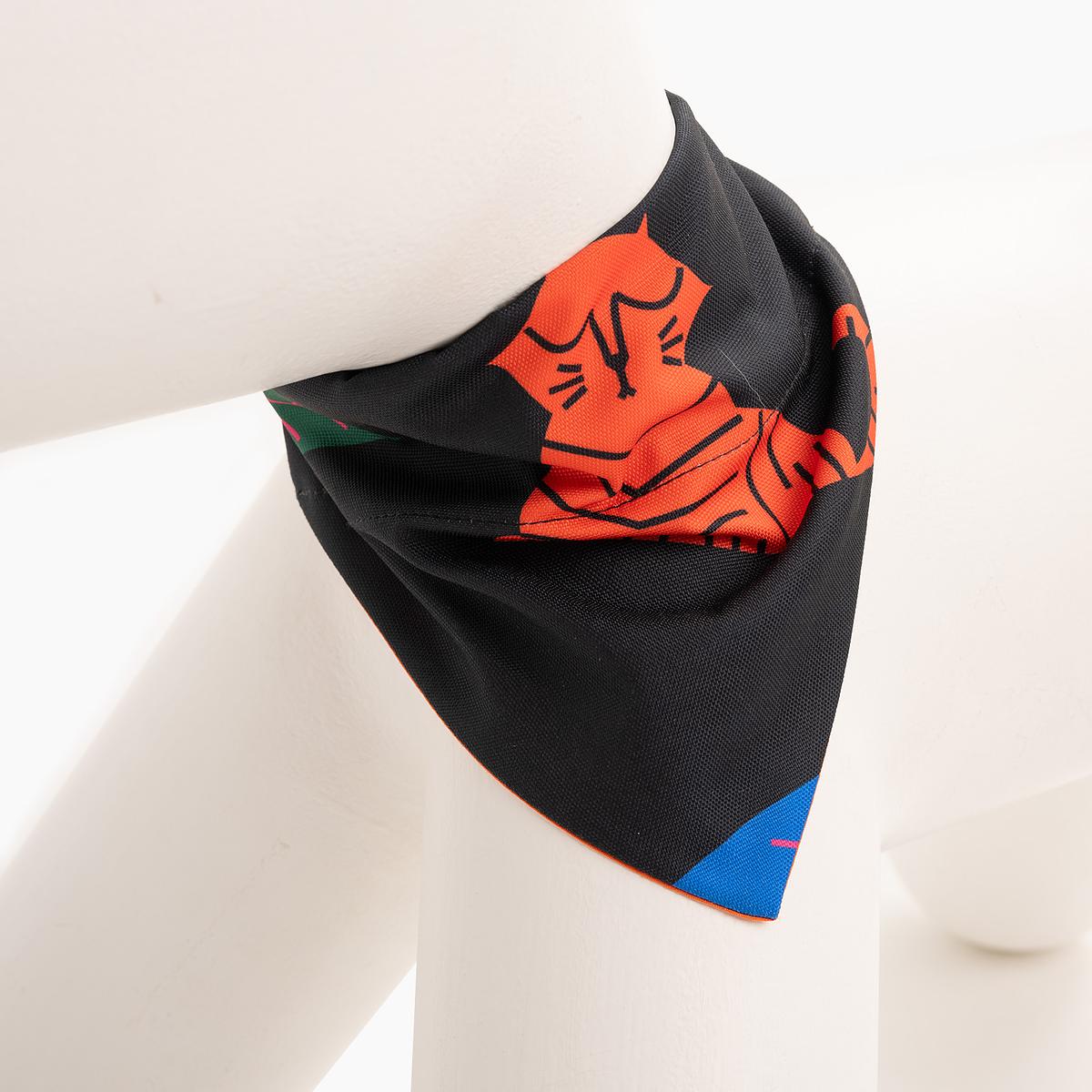 Bandana "Eye of the tiger" collar