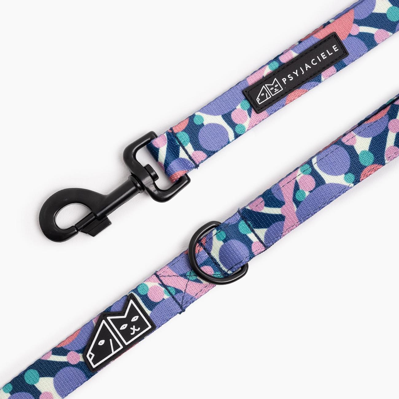 "Downward dog" city leash