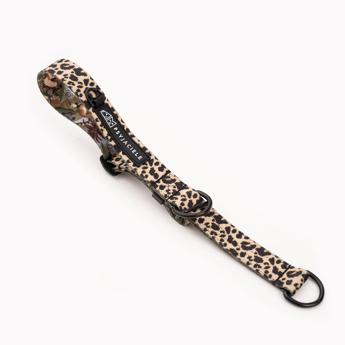 Half-clamp collar "Respect the wildness" LEOPARD PATTERN ON THE TOP