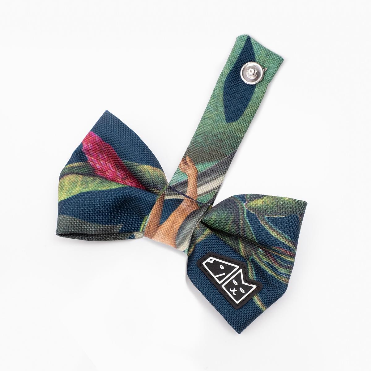 "Dogollage" bow tie