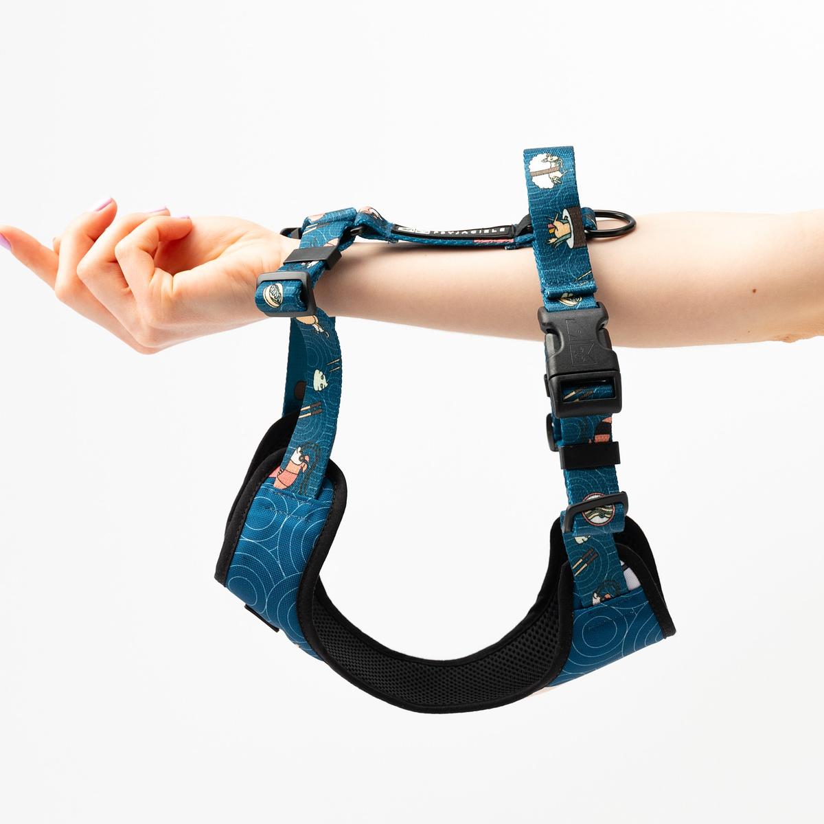 Stay-on pressure-free harness "Doggomaki"