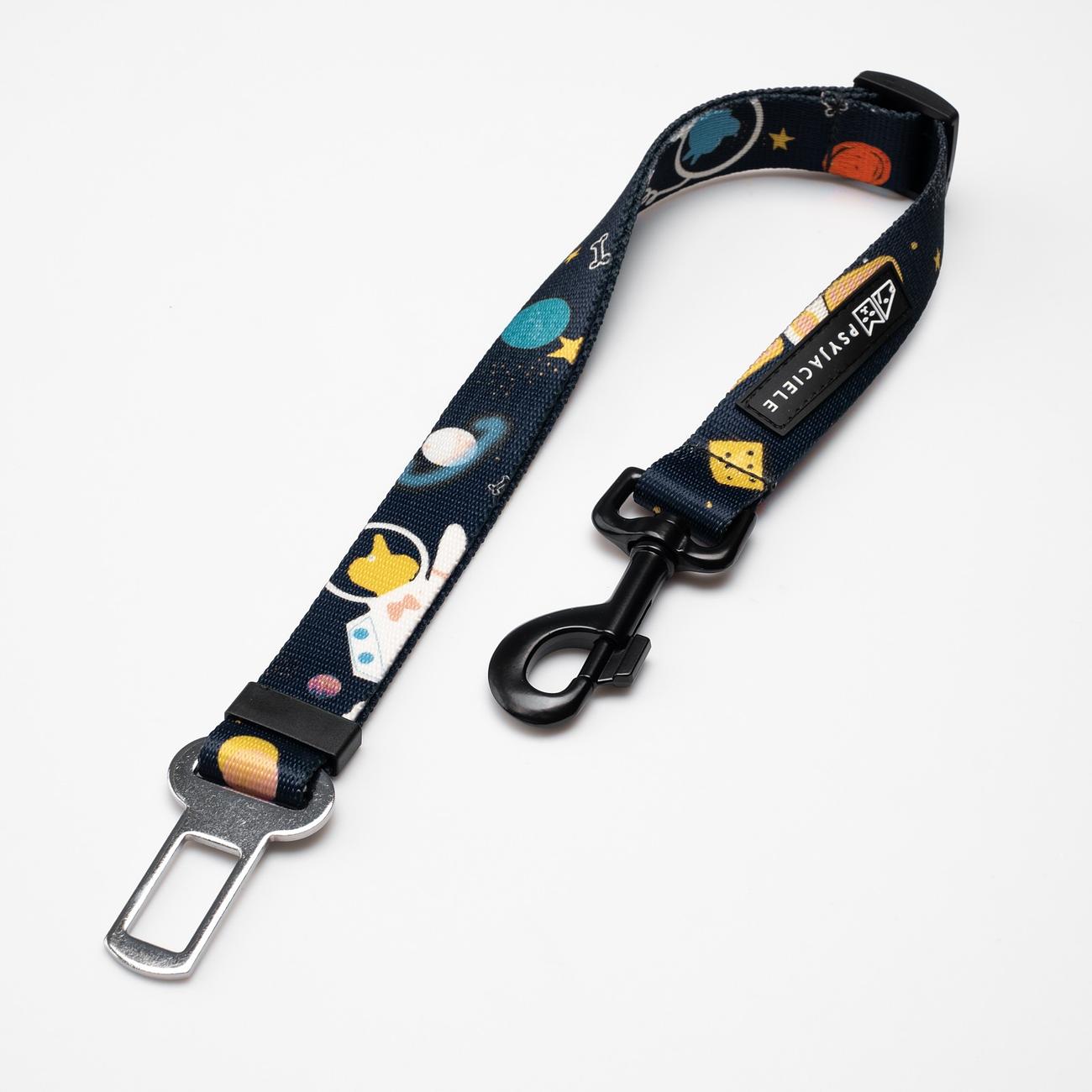 "I need space" car belts